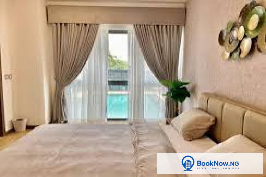 2 BEDROOM APARTMENT
