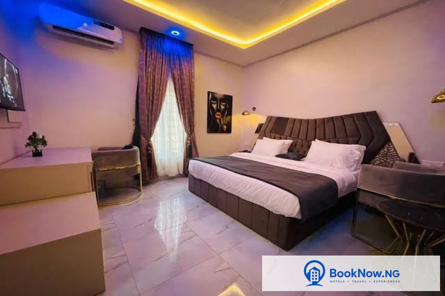 3 BEDROOM APARTMENT