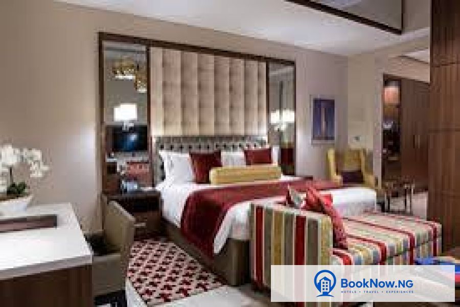 PRESIDENTIAL SUITE