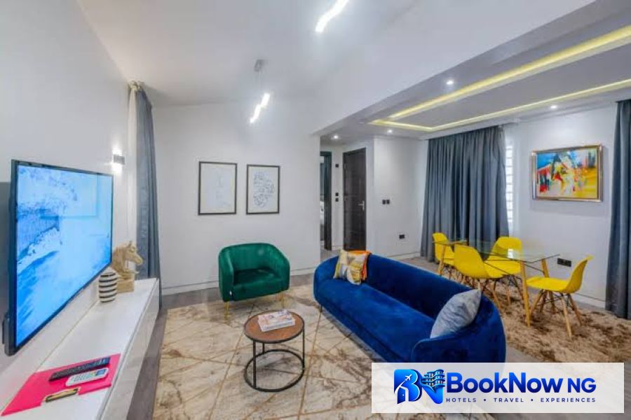 1 BEDROOM APARTMENT