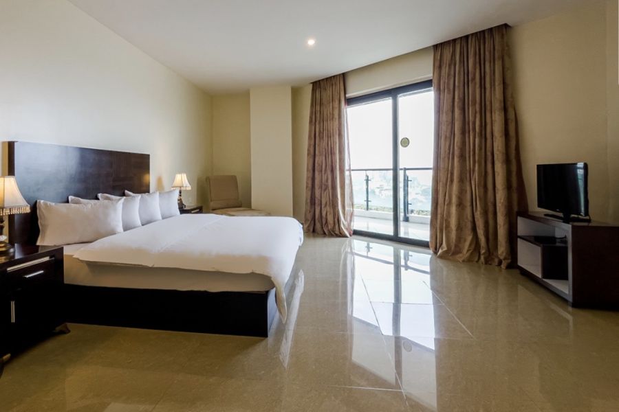 PEARL SUITE
