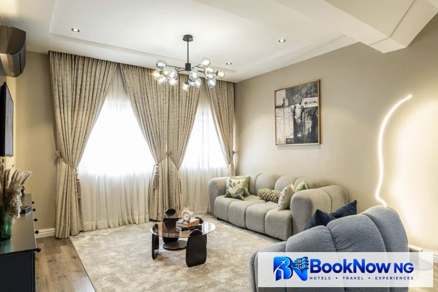 4 BEDROOM APARTMENT