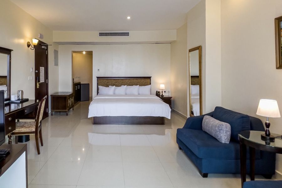 EMERALD ROOM
