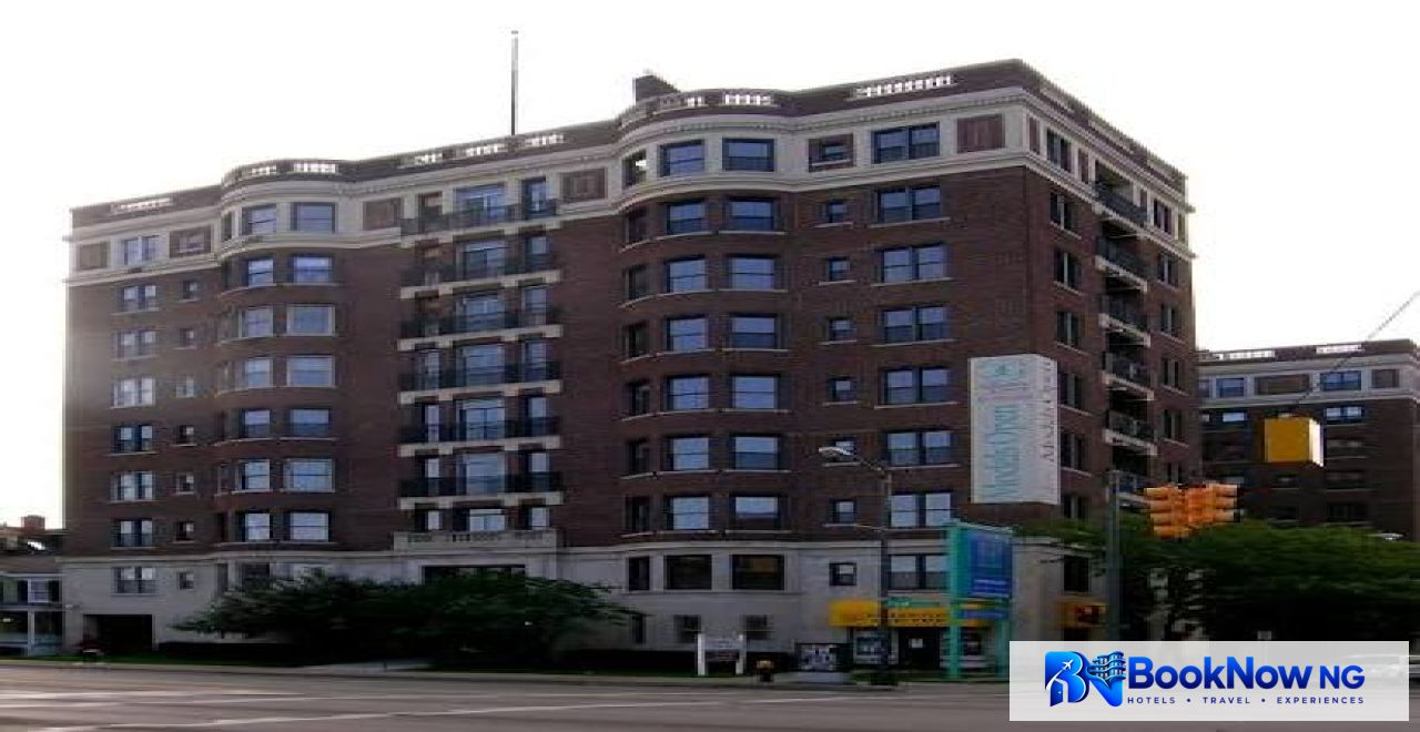 Garden Court Apartment
